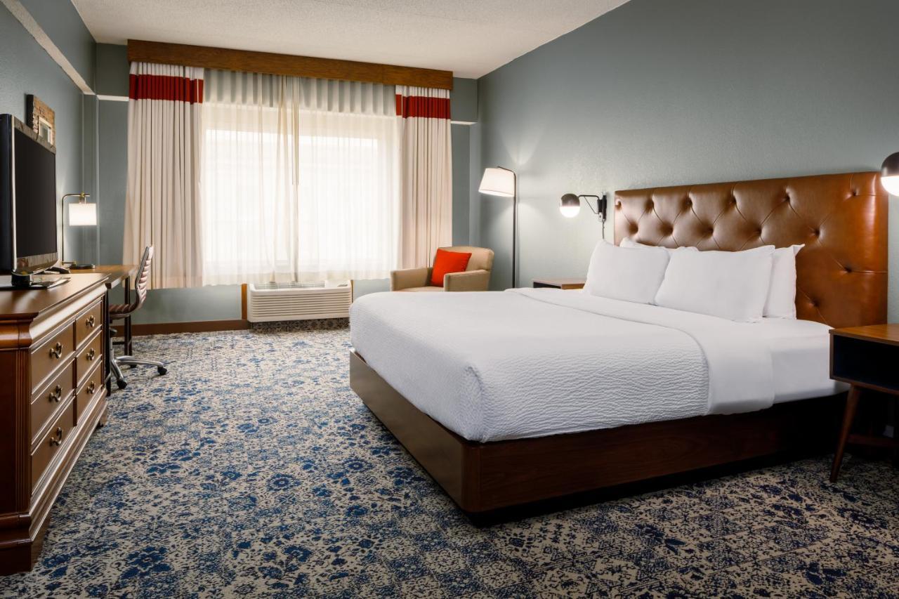 Four Points By Sheraton Louisville Airport Εξωτερικό φωτογραφία